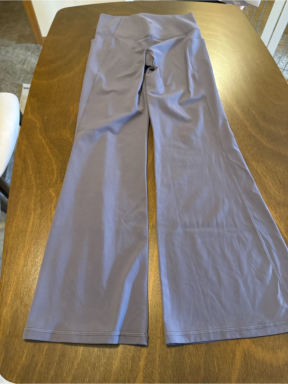 High-Waist Lavender Athleta wide legged Leggings with Side Pockets